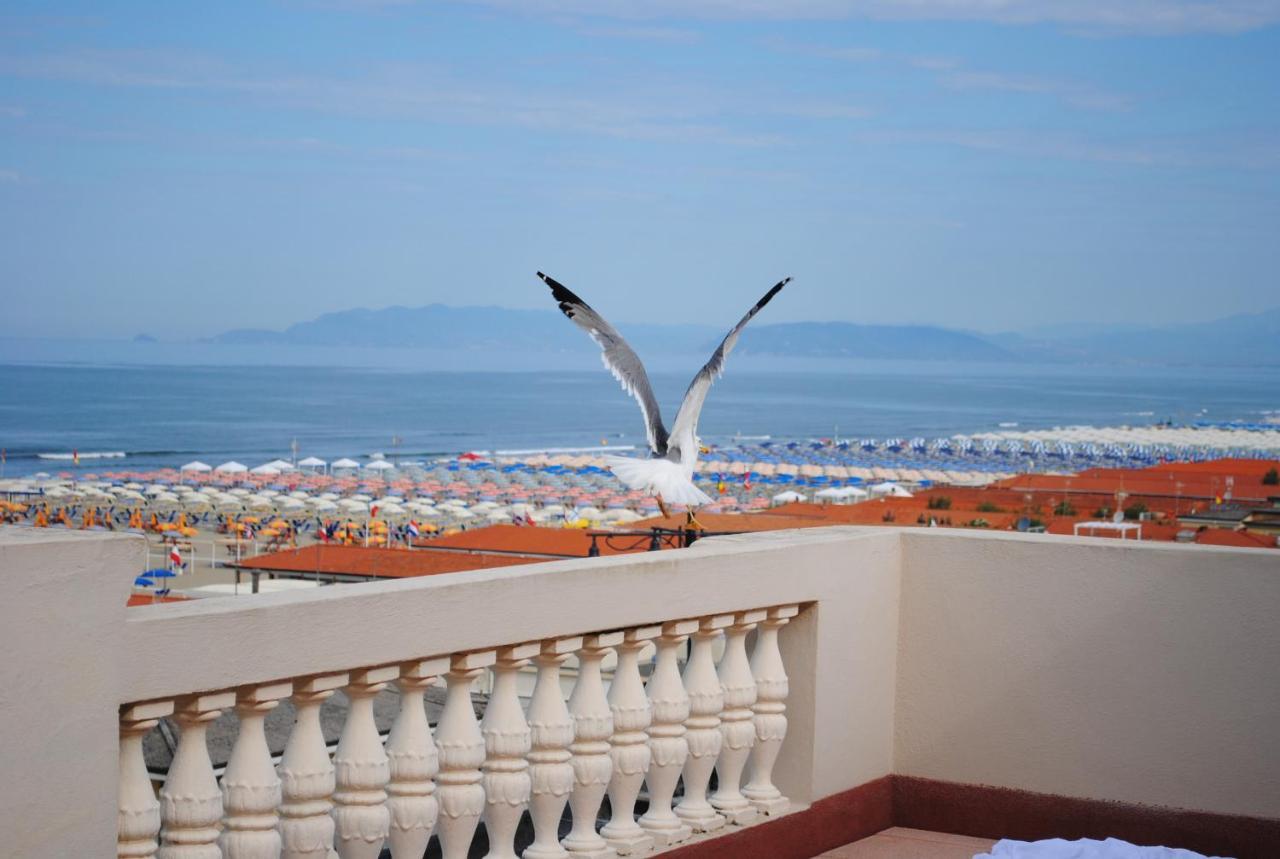 Villa Tina Hotel 비아레지오 외부 사진