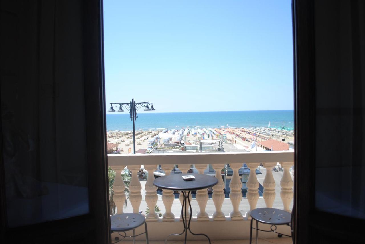 Villa Tina Hotel 비아레지오 외부 사진