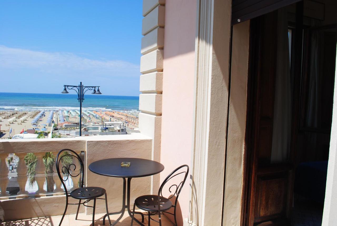 Villa Tina Hotel 비아레지오 외부 사진