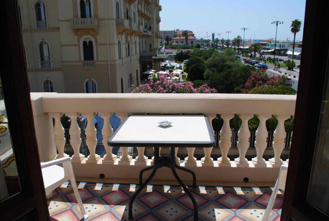 Villa Tina Hotel 비아레지오 외부 사진