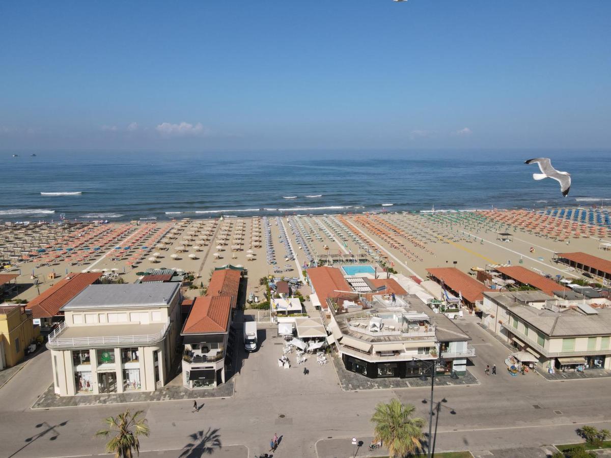 Villa Tina Hotel 비아레지오 외부 사진